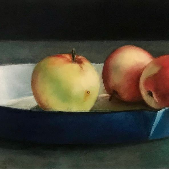 Apples in bleu bowl / by Henk Helmantel